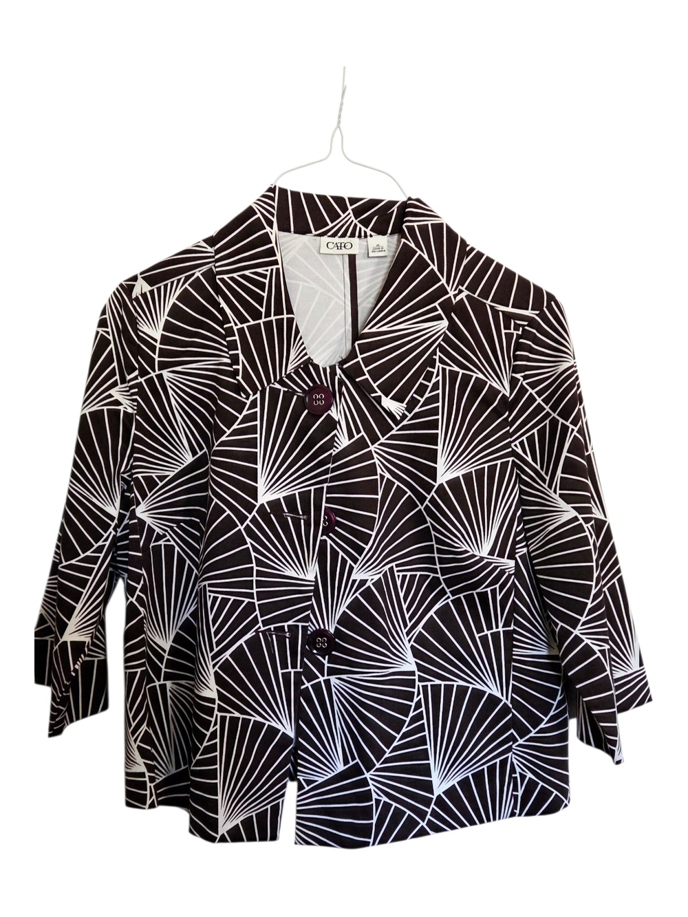 Cato Brown & White Geometric Button-Front Top